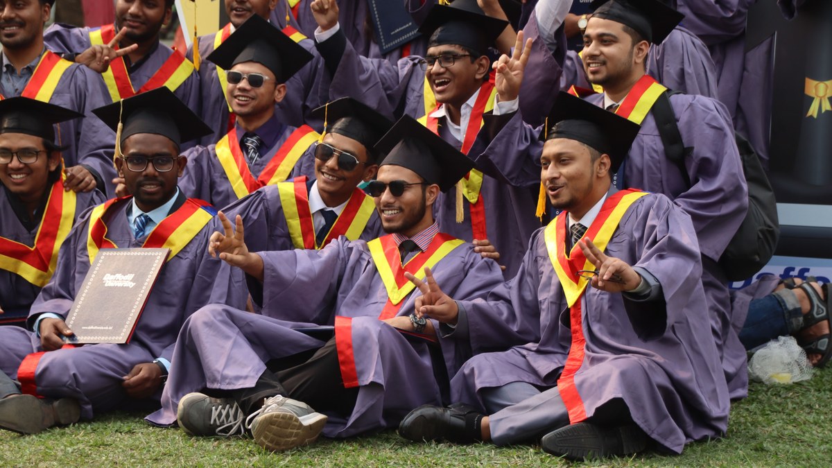 UK Scholarships for Bangladeshi Students 2027: Real Rules